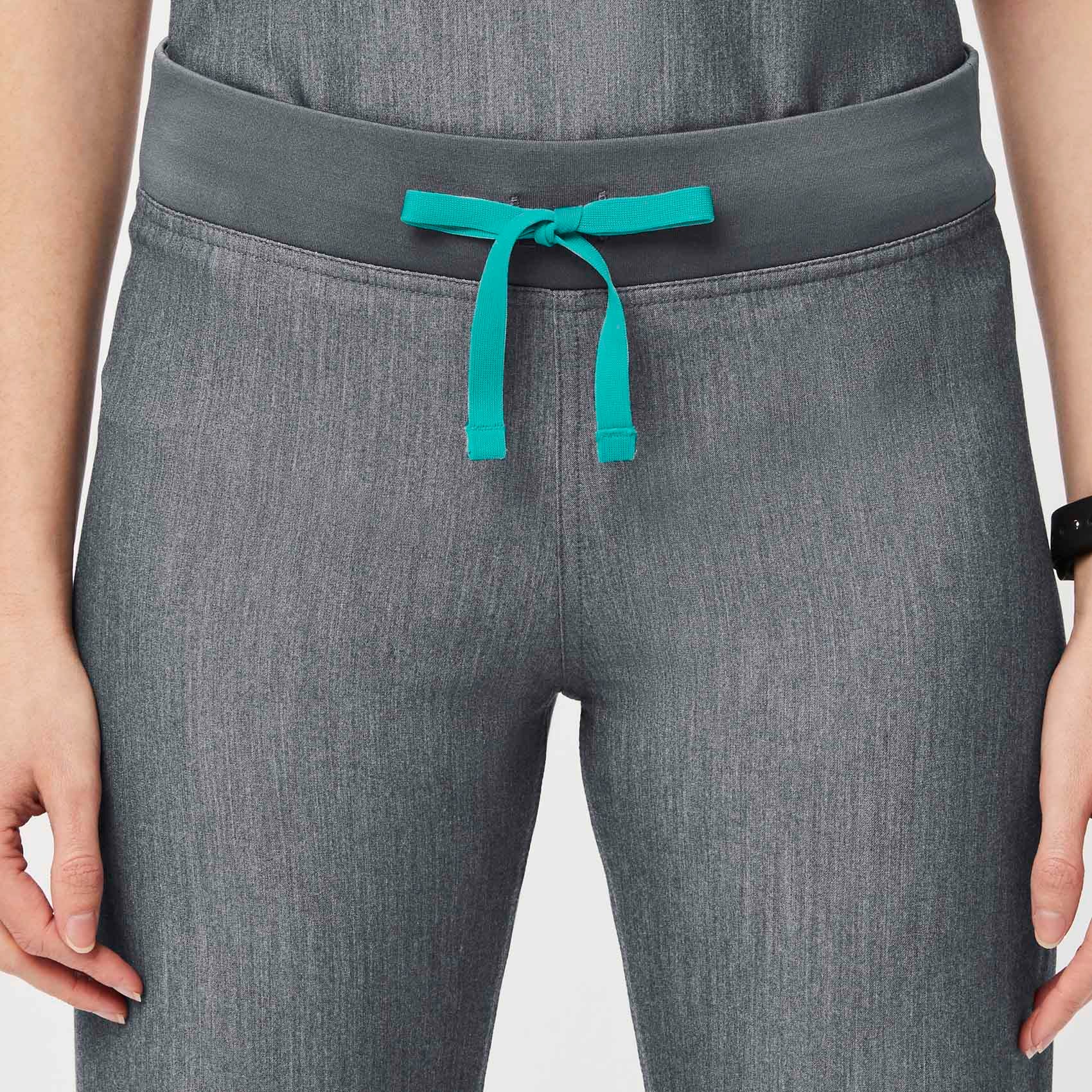Women's Graphite Livingston™ - Petite Basic Scrub Pants - Image 5